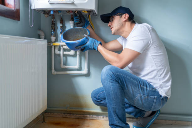 Best Shower Repair Services  in Altoona, WI